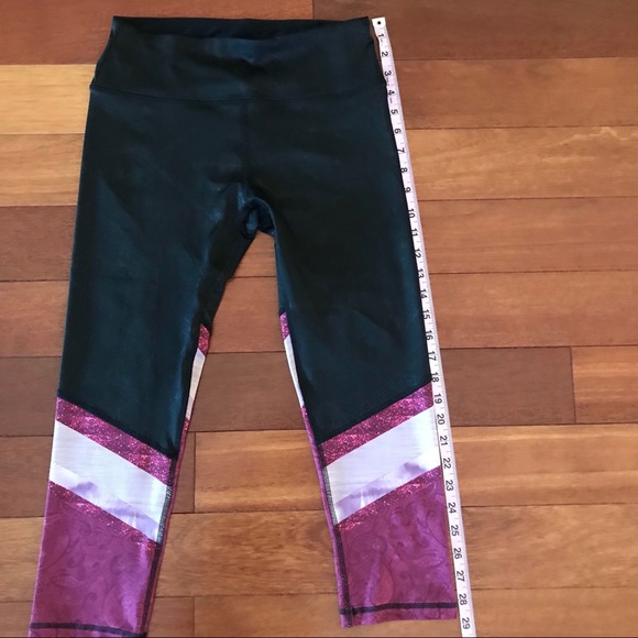 RBX Women Cropped Leggings. - Picture 6 of 8